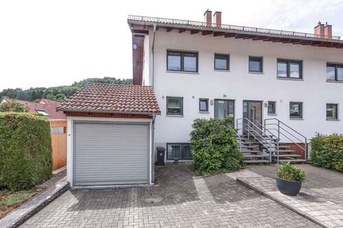 Foto - Haus zum Kaufen in Oberkochen 445.000,00 € 137.6 m²