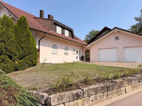 Foto - Wohnung zum Mieten in Herrenberg-Mönchberg 1.450,00 € 143 m²