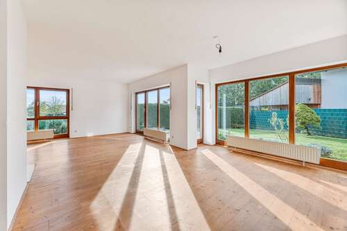 Foto - Haus zum Kaufen in Gäufelden 699.900,00 € 194.1 m²