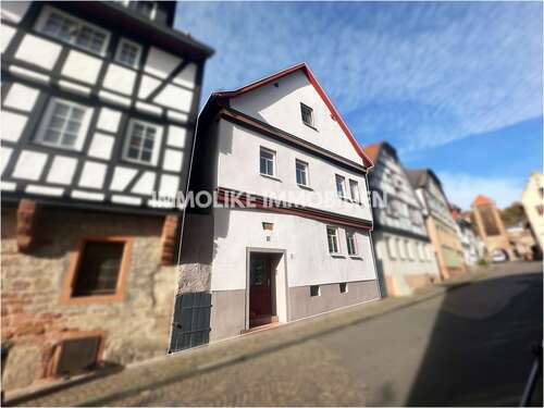 Foto - Haus zum Kaufen in Gelnhausen 370.000,00 € 242 m²