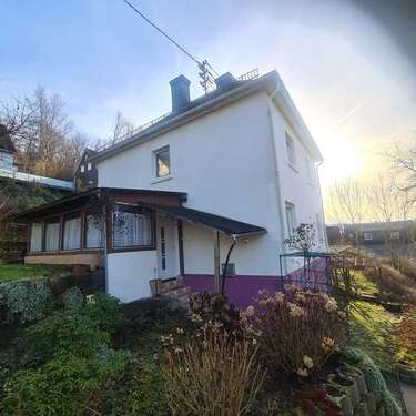 Foto - Haus zum Kaufen in Siegen 295.000,00 € 134 m²