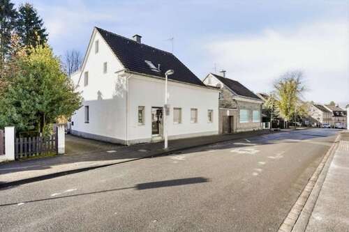 Foto - Haus zum Kaufen in Solingen 430.000,00 € 136 m²