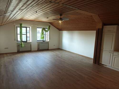 Foto - Wohnung zum Mieten in Tann 400,00 € 39.74 m²