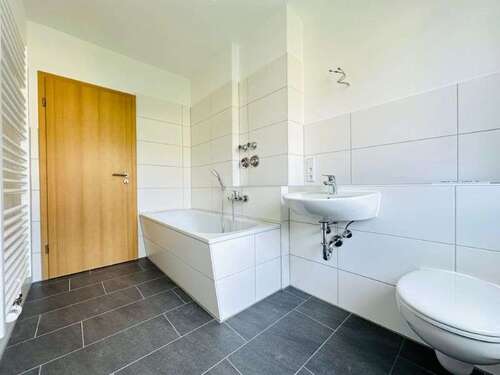 Foto - Wohnung zum Mieten in Freital 374,97 € 60.97 m²