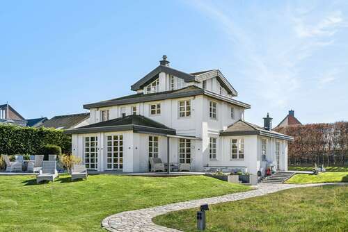 Foto - Haus zum Kaufen in Grevenbroich 1.950.000,00 € 340 m²