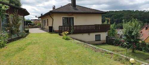 Foto - Haus zum Kaufen in Heiligenstadt 350.000,00 € 220 m²