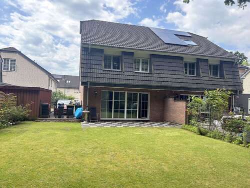 Foto - Haus zum Kaufen in Rösrath 699.000,00 € 148 m²