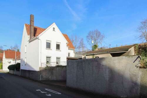 Foto - Haus zum Kaufen in Borchen 197.000,00 € 190 m²