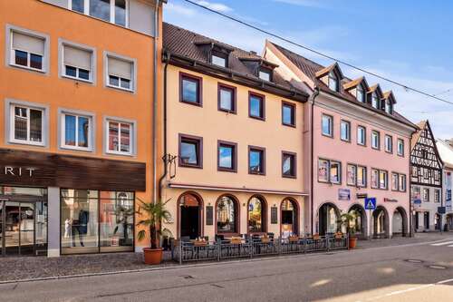 Foto - Haus zum Kaufen in Waldkirch 1.200.000,00 € 310 m²