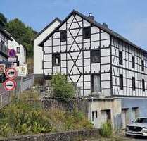 Haus zum Kaufen in Hellenthal 89.000,00 € 100 m²