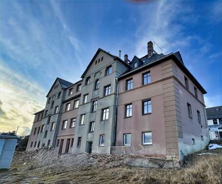 Foto - Haus zum Kaufen in Klingenthal 92.000,00 € 832 m²