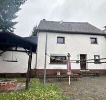 Haus zum Kaufen in Niederalben 99.000,00 € 159 m²