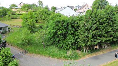 Foto - Grundstück zu verkaufen in Schleid 25.000,00 € 712 m²