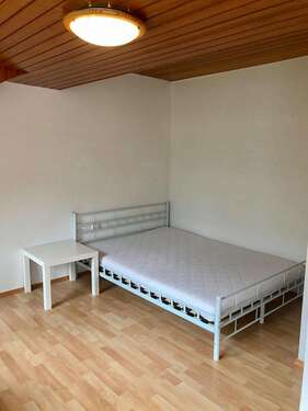 Foto - WG-Zimmer in Stuttgart 720,00 € 22 m²