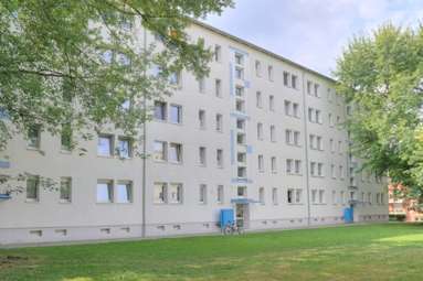 Foto - Wohnung zum Mieten in Halle 327,00 € 46.67 m²