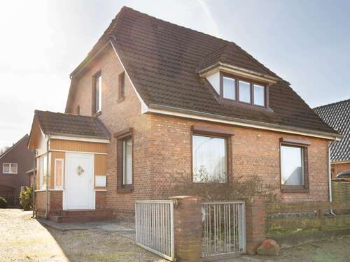 Foto - Haus zum Kaufen in Schwarzenbek 275.000,00 € 100 m²