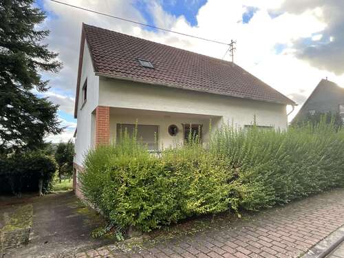 Foto - Haus zum Kaufen in Nalbach 190.000,00 € 135 m²