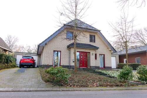 Foto - Haus zum Kaufen in Emmerich am Rhein 685.000,00 € 183 m²