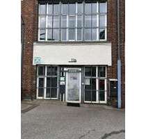 Halle in Wuppertal 2.261,00 € 323 m²