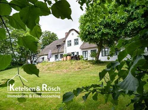 Foto - Haus zum Kaufen in Pellworm 2.950.000,00 € 573 m²