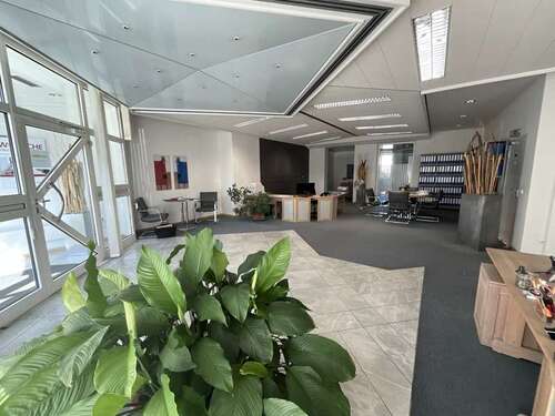 Foto - Einzelhandel in Braunschweig 1.750,00 € 187 m²