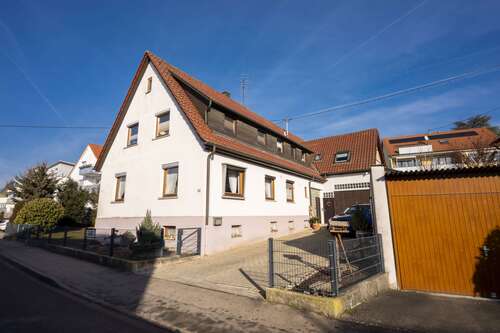 Foto - Haus zum Kaufen in Filderstadt 849.000,00 € 211.13 m²