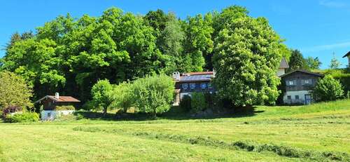 Foto - Haus zum Kaufen in Burgkirchen 1.100.000,00 € 232 m²