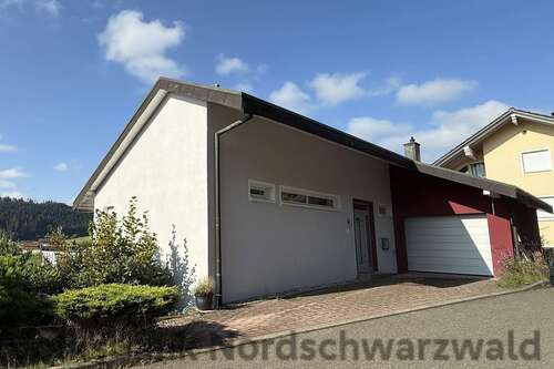 Foto - Haus zum Kaufen in Baiersbronn 468.000,00 € 139.25 m²