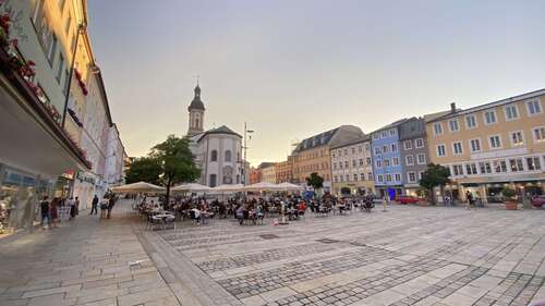 Foto - Haus zum Mieten in Traunstein 4.500,00 € 260 m²