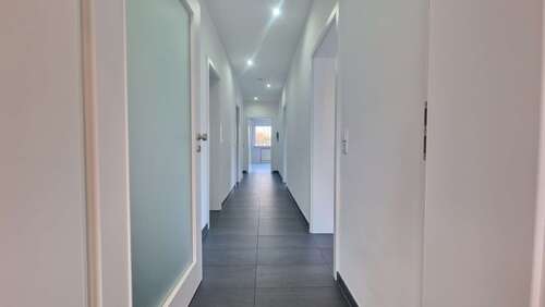 Foto - Wohnung zum Mieten in Hüttenfeld 1.370,00 € 114 m²