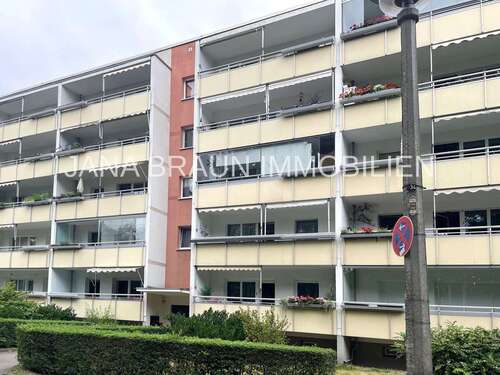 Foto - Wohnung zum Kaufen in Berlin Buch 170.000,00 € 70 m²