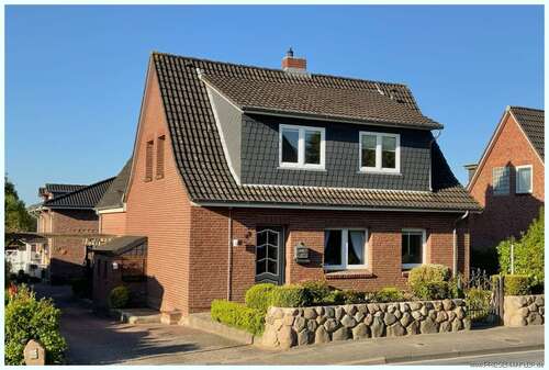Foto - Haus zum Kaufen in Husum 295.000,00 € 135 m²