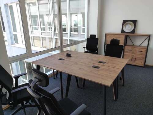 Foto - Büro in Neuss 1.200,00 € 27 m² - 1.200,00&nbsp;EUR Kaltmiete, ca.&nbsp; 27,00&nbsp;m&sup2;