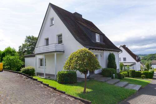 Foto - Haus zum Kaufen in Olpe 450.000,00 € 135 m²