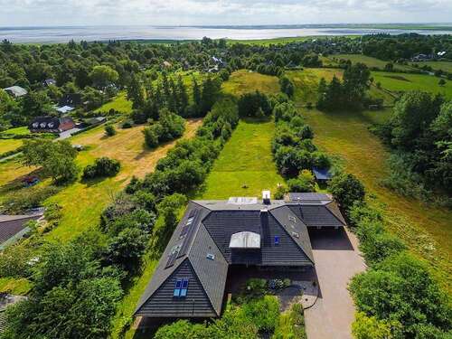 Foto - Haus zum Kaufen in Husum 1.890.000,00 € 465 m²