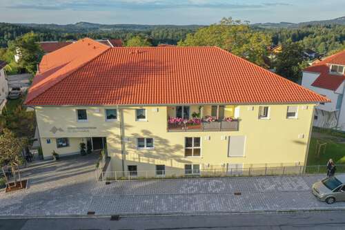 Foto - Wohnung zum Mieten in Lalling 957,00 € 87 m²