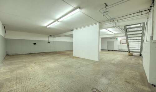 Foto - Halle in Weilheim 1.545,00 € 170 m²
