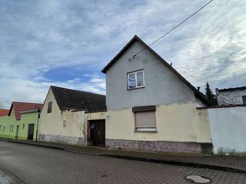 Foto - Haus zum Kaufen in Könnern 61.900,00 € 110 m²