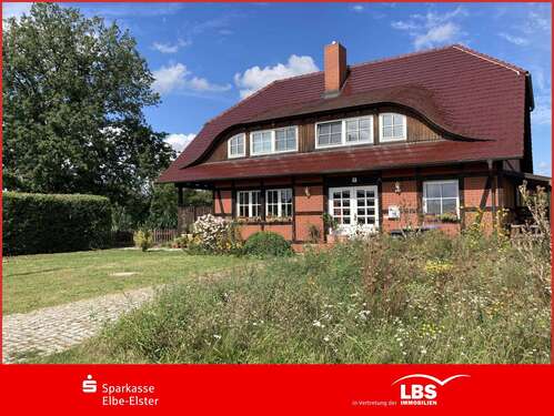 Foto - Haus zum Kaufen in Lieskau 397.000,00 € 230 m²
