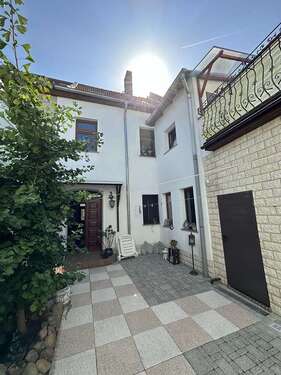 Foto - Haus zum Kaufen in Bernburg 180.000,00 € 150 m²
