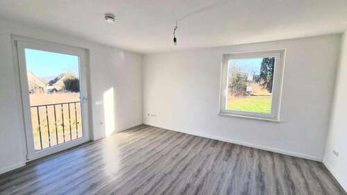 Foto - Wohnung zum Mieten in Deensen 295,00 € 63 m²