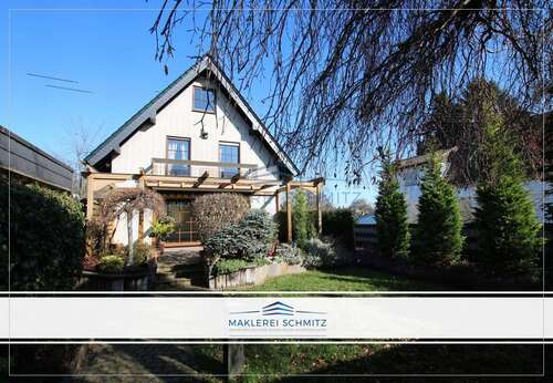 Foto - Haus zum Kaufen in Niederkassel 589.000,00 € 185 m²