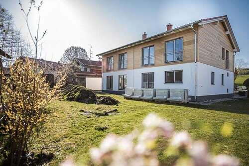Foto - Haus zum Mieten in Holzkirchen 2.500,00 € 134 m²