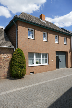 Foto - Haus zum Kaufen in Erftstadt 319.000,00 € 106 m²