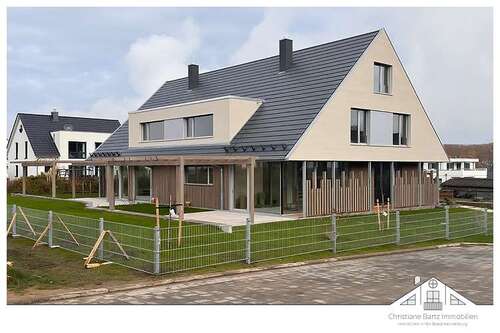 Foto - Haus zum Mieten in Wismar 2.400,00 € 160 m²