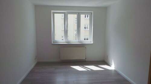 Foto - Wohnung zum Mieten in Rostock 894,46 € 63.89 m²