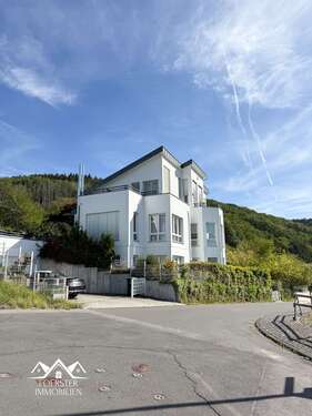 Foto - Haus zum Kaufen in Simmerath 1.495.000,00 € 362 m²