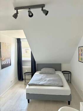 Foto - WG-Zimmer in Düsseldorf 899,00 € 20 m²