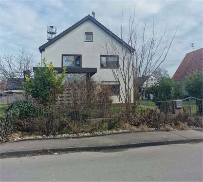 Foto - Haus zum Kaufen in Sontheim a.d.Brenz 370.000,00 € 225 m²