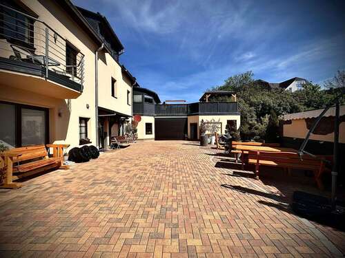 Foto - Haus zum Kaufen in Brand-Erbisdorf 449.000,00 € 325 m²